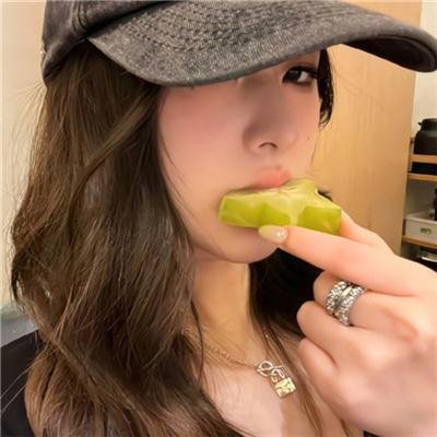 深夜中的企鹅